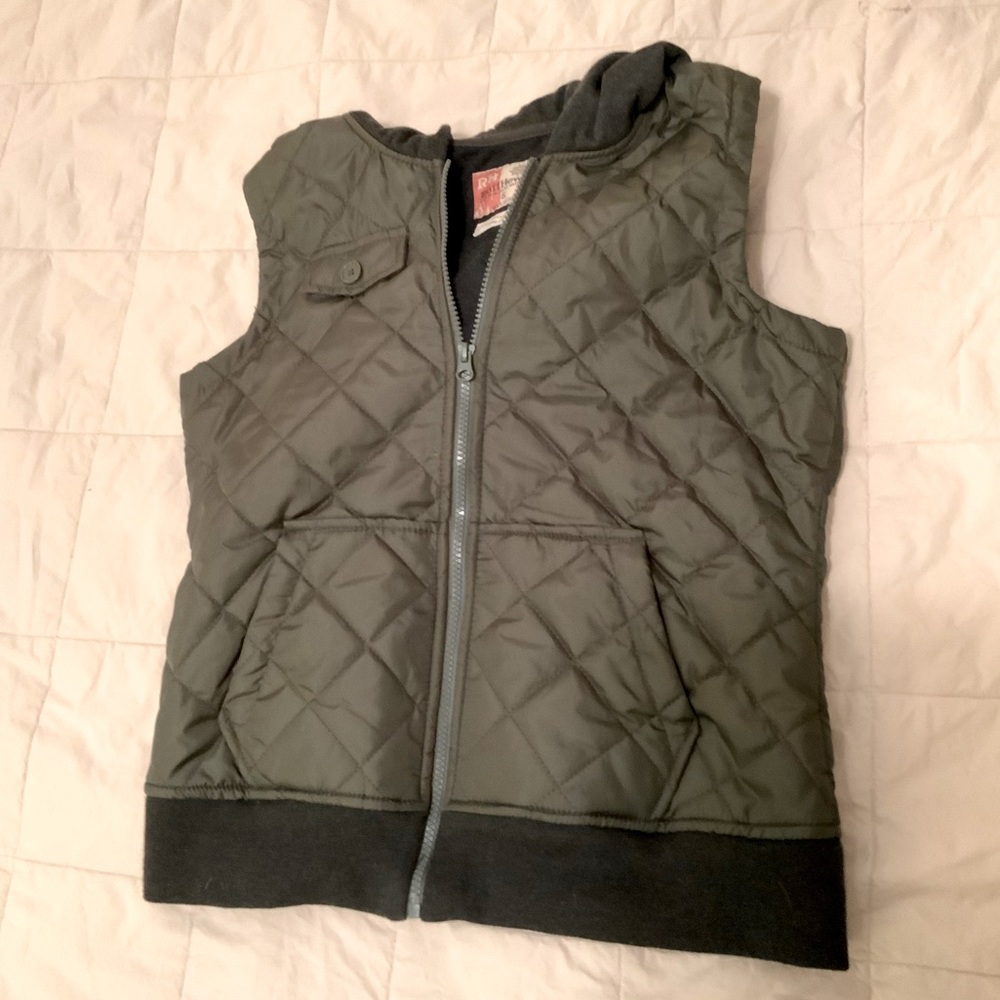 Ruff Hewn Diamond Puffy Forest Green Vest with Heathered Charcoal Hood, Size S